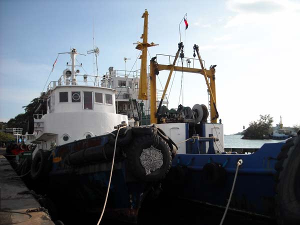 sihanoukville tug boat
