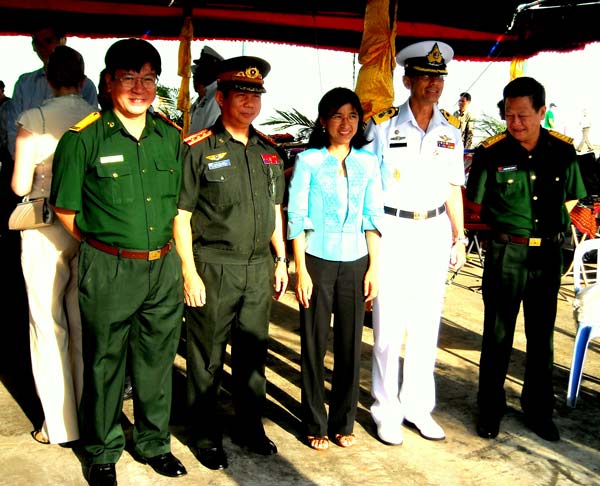 u.s. and vietnamese military navy at the sihanoukville port