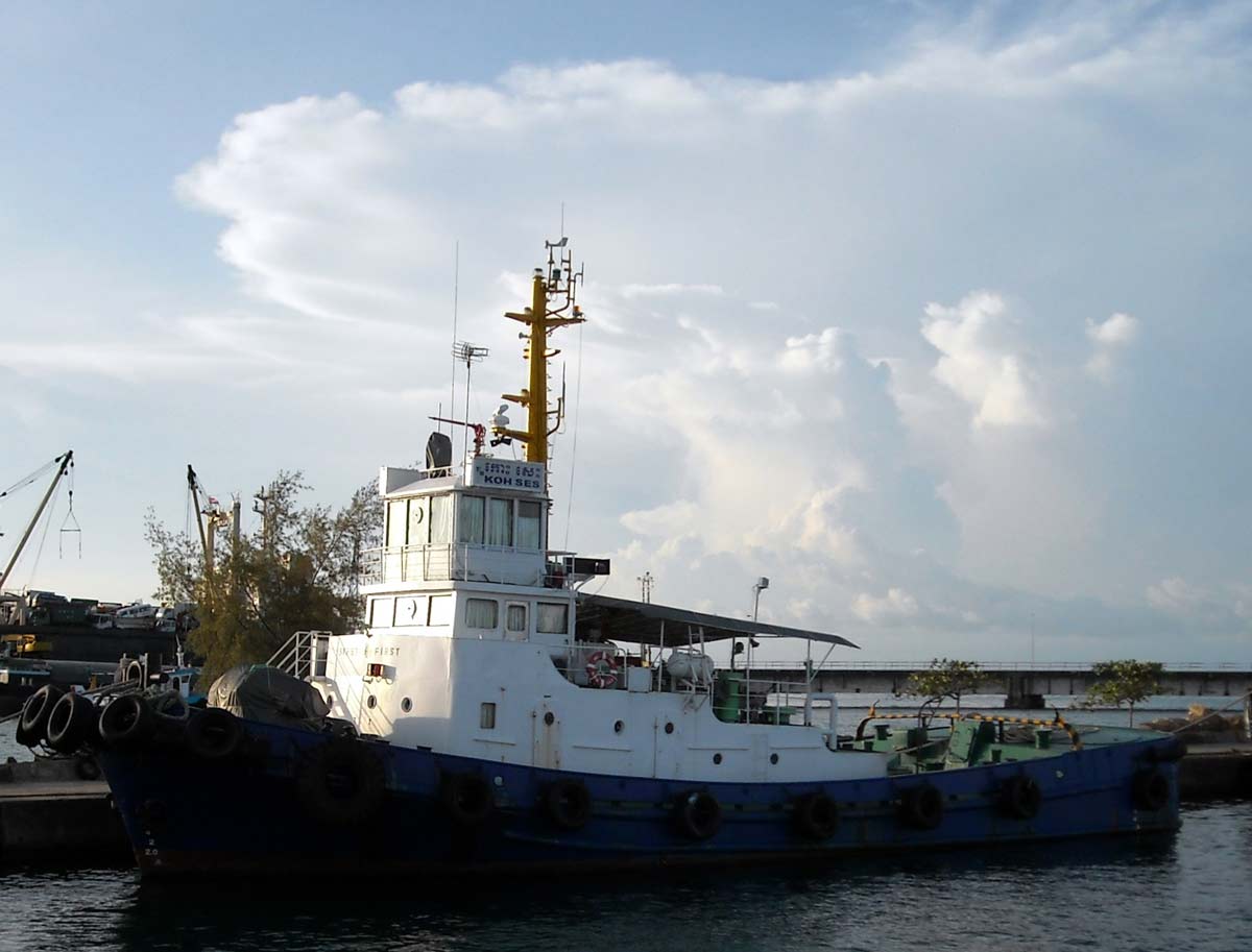 sihanoukville port's tug boat