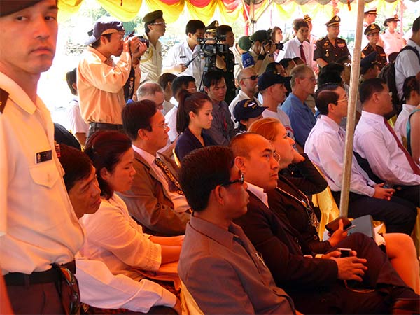Audience for the Pacific Partnership 2010 ceremony in SihanoukVille, Cambodia 