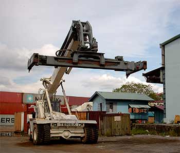 a dock crane in sihanoukville
